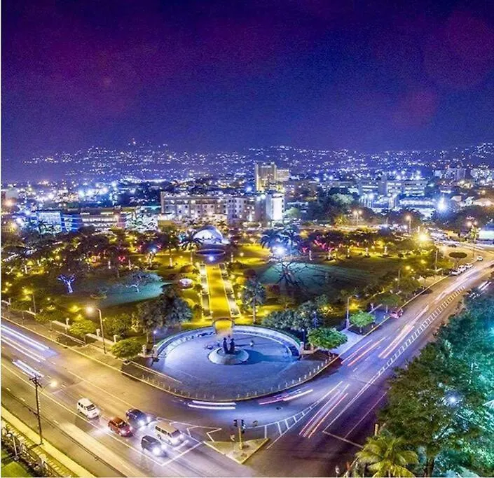 Serenity Condo In New Kingston Business District Jamaïque